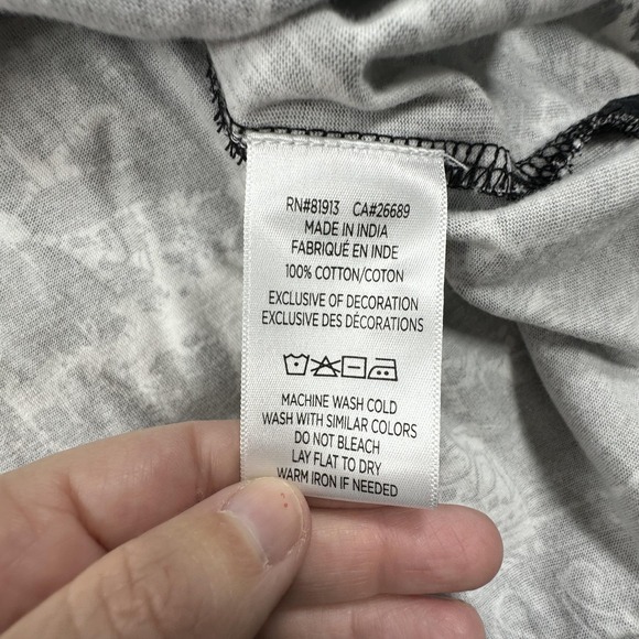 Robert Graham Polo Shirt Mens 2XL Black White Bandana Paisley Classic Fit - Picture 7 of 10